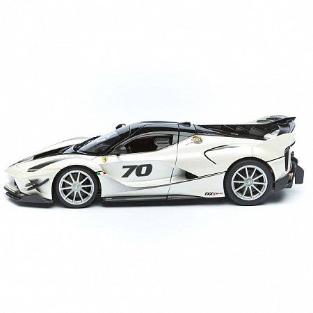 Коллекционная машина Bburago 1:18 Ferrari FXX-K Evo (18-16012) silver