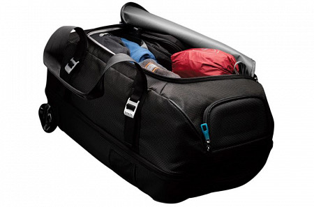 На картинке изображен Багажная сумка на колесах Thule Crossover Rolling Duffel 87L TCRD2DB dark blue (3201095) Багажная сумка на колесах Thule Crossover Rolling Duffel 87L TCRD2DB dark blue (3201095)