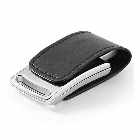 На картинке изображен Флешка 32Gb 975140332 Black Флешка 32Gb 975140332 Black