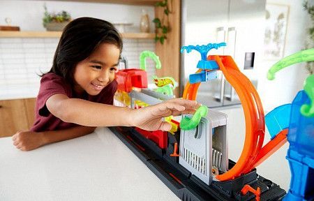 Набор игровой Hot Wheels City Невообразимая автомойка с осьминогом (GTT96)