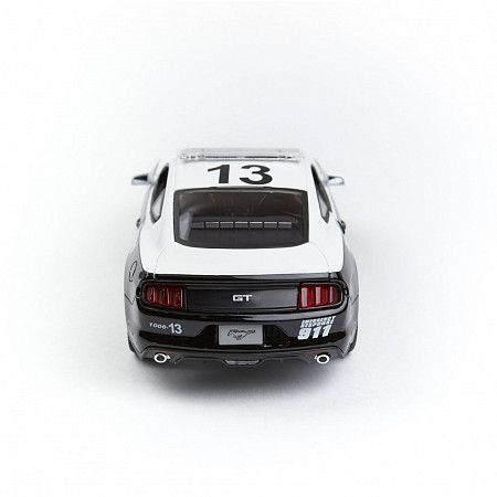 Машинка Maisto 1:18 2015 Ford Mustang GT (31397) black/white