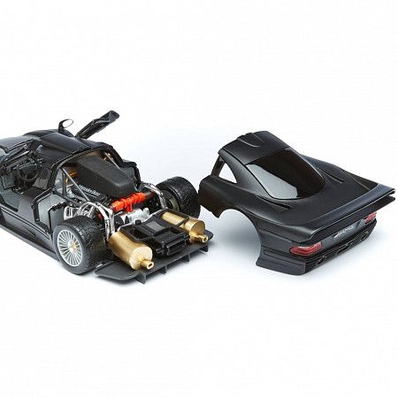 Машинка Maisto 1:18 Mercedes-Benz CLK-GTR (31849) black