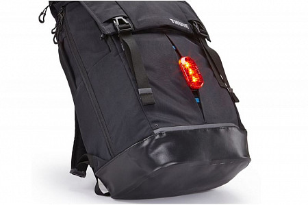 На картинке изображен Рюкзак для ноутбука Thule Paramount 29L Daypack TFDP115 black (3202036) Рюкзак для ноутбука Thule Paramount 29L Daypack TFDP115 black (3202036)