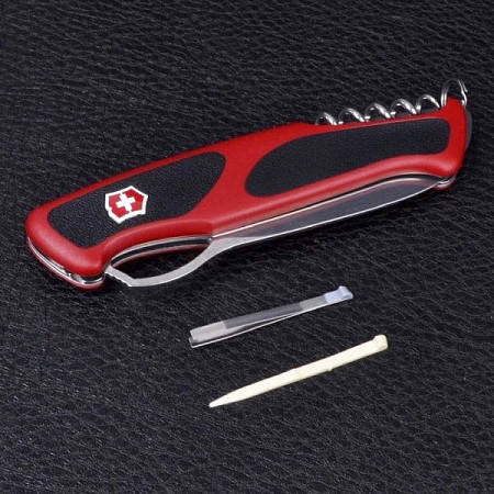 Нож перочинный Victorinox RangerGrip 63 130 мм 5 функций 0.9523.MC