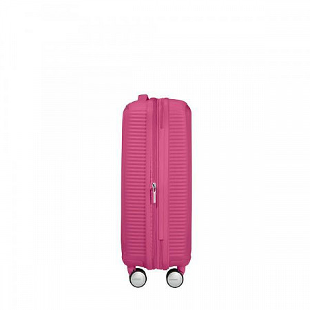 Чемодан малый American Tourister Soundbox 32G*81 001 pink