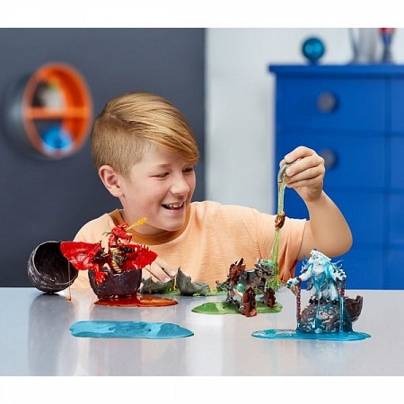 На картинке изображен Яйцо-сюрприз Mega Bloks Конструктор с драконом GCK31 Яйцо-сюрприз Mega Bloks Конструктор с драконом GCK31