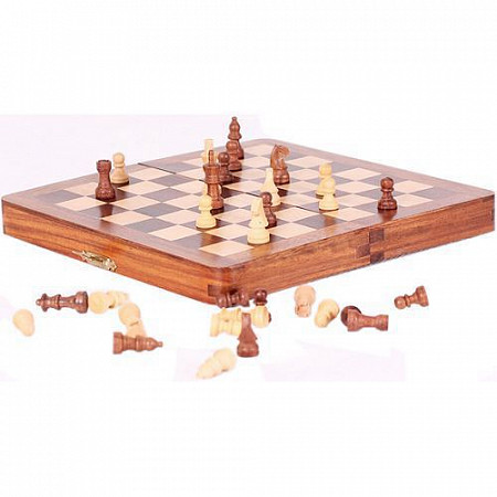 На картинке изображен Шахматы плюс нарды Великий Могол Шахматы плюс нарды Великий Могол