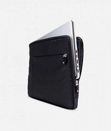 На картинке изображен Чехол для ноутбука 15.6" Case Logic TS115K Black (3201748) Чехол для ноутбука 15.6" Case Logic TS115K Black (3201748)