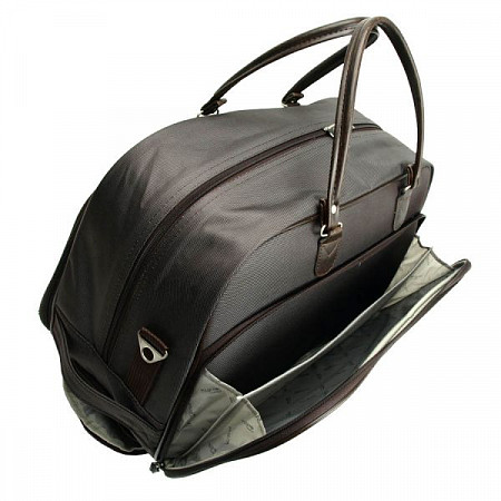 На картинке изображен Дорожная сумка Polar 7017.3 brown Дорожная сумка Polar 7017.3 brown