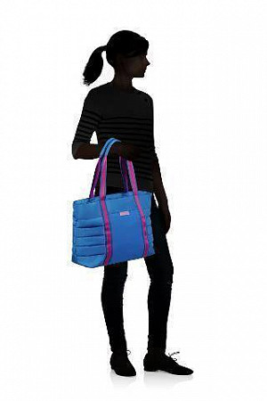 На картинке изображен Сумка American Tourister Uptown Vibes 64G*11 002 blue Сумка American Tourister Uptown Vibes 64G*11 002 blue