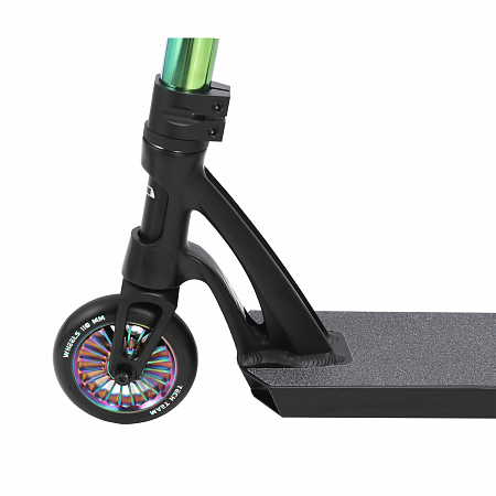 На картинке изображен Самокат трюковой Tech Team Glitch 2020 Silver Самокат трюковой Tech Team Glitch 2020 Silver