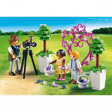 Конструктор Playmobil Фотограф и дети с цветами 9230