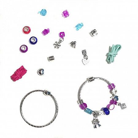 На картинке изображен Игровой набор Qunxing Toys "Браслет шарм и подвеска" для создания украшений для девочек 868-76 Игровой набор Qunxing Toys "Браслет шарм и подвеска" для создания украшений для девочек 868-76