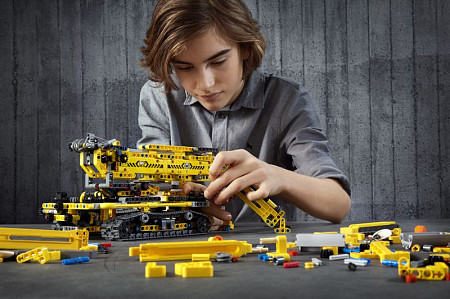 Конструктор LEGO Technic Мостовой кран 42097 