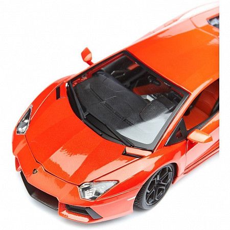 На картинке изображен Коллекционная машина Bburago 1:18 Lamborghini Avendtador LP700-4 (18-11033) red Коллекционная машина Bburago 1:18 Lamborghini Avendtador LP700-4 (18-11033) red