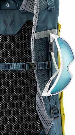 На картинке изображен Рюкзак Deuter Speed Lite 26 3410621-3238 slateblue/greencurry (2021) Рюкзак Deuter Speed Lite 26 3410621-3238 slateblue/greencurry (2021)