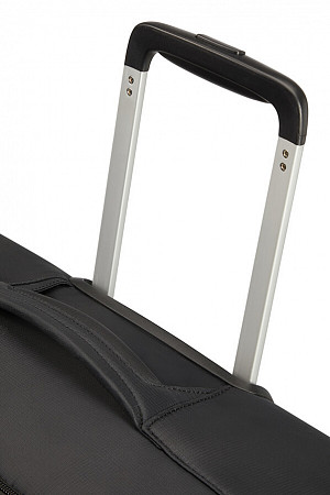 Чемодан средний American Tourister LITE VOLT MA8*19 003 black