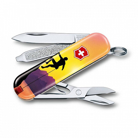 Нож перочинный Victorinox Classic 2020 Climb High 0.6223.L2004