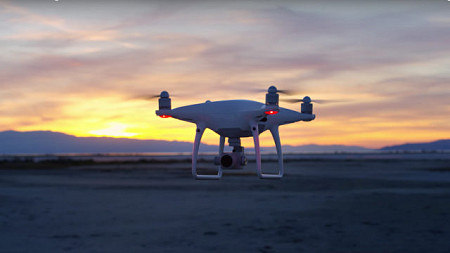 Квадрокоптер DJI PHANTOM 4 PRO