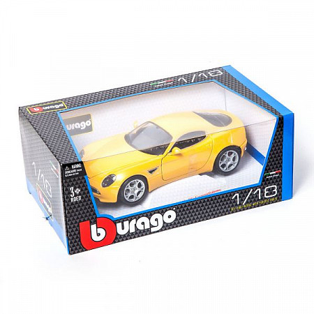 Коллекционная машина Bburago 1:18 Alfa Romeo 8C (18-12077) в асс.