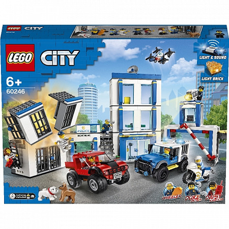 Конструктор LEGO City Полицейский участок 60246