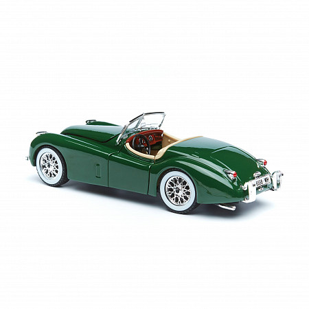 Коллекционная машина Bburago 1:24 Jaguar Xk 120 Roadster 1951 (18-22018) green
