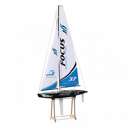 На картинке изображен Радиоуправляемая яхта Joysway 9902 Focus Радиоуправляемая яхта Joysway 9902 Focus