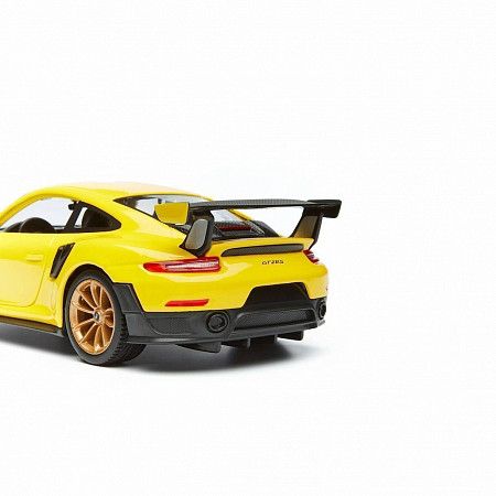 Масштабная модель автомобиля Maisto 1:24 Порше 911 GT2 RS (31523) yellow