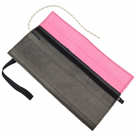 На картинке изображен Протектор для веревки Krok 60 см (пожарный рукав, распашной двойной) Протектор для веревки Krok 60 см (пожарный рукав, распашной двойной)